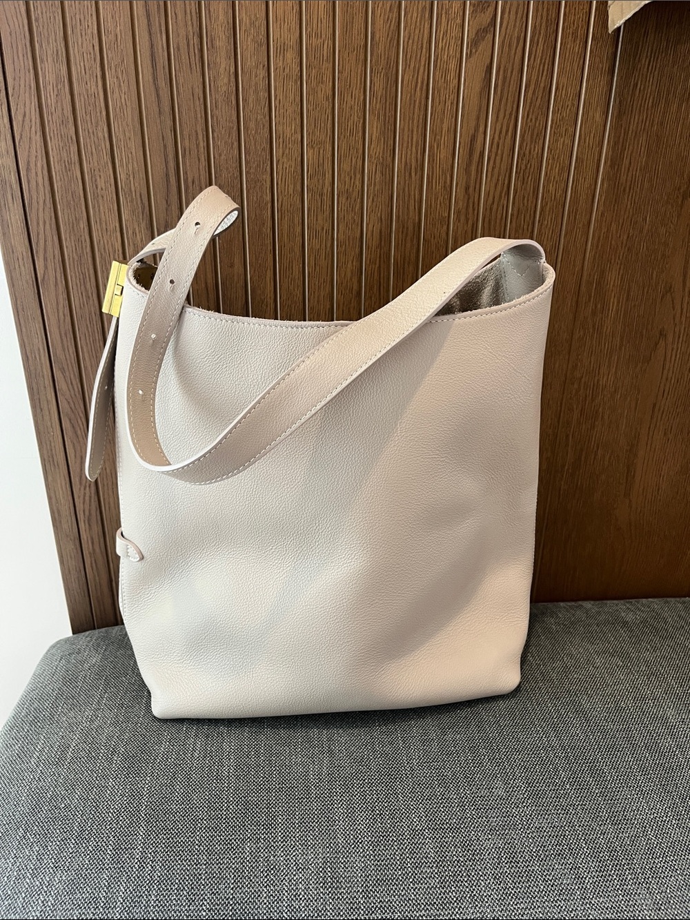 Italian Cream Leather Shoulder Bag with wallet